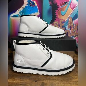 UGG Neumel Leather Chukka Boots Men's 10 White Black Wool Lined
